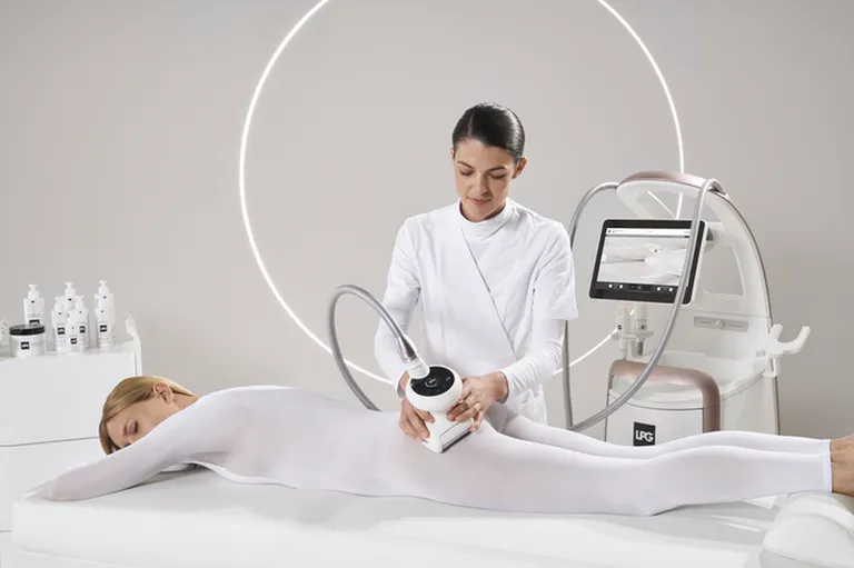 Endermologia Cellu 6 Infinity czy Icoone? Szczerze o zabiegach na ciało w Zielonce